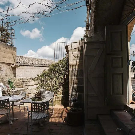 Πανσιόν Corte San Leonardo Ματέρα